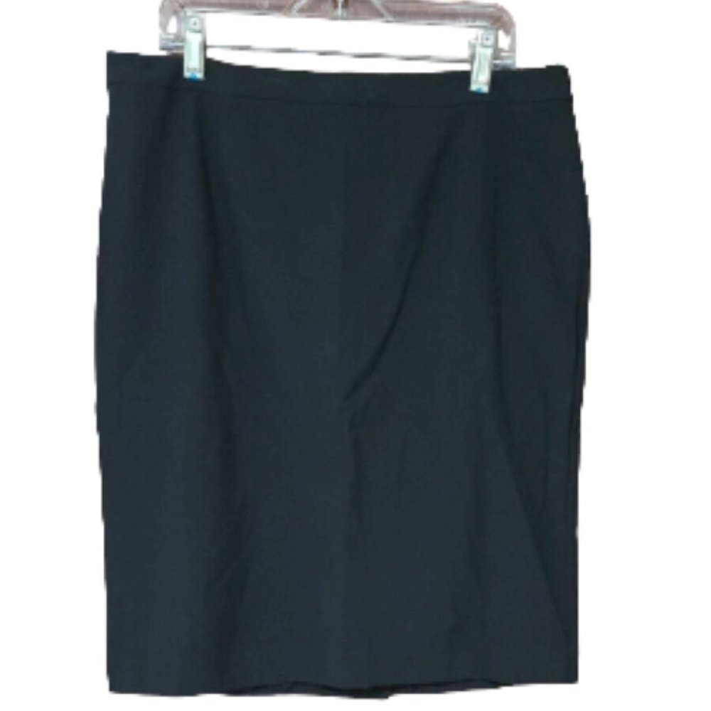 Women's Mini Skirt Black Karen Kane Size 6 Back Zipper Silk Lace Slip Attached